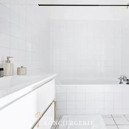 Appartamento Cozy Haven In The Heart Of Buttes-chaumont *